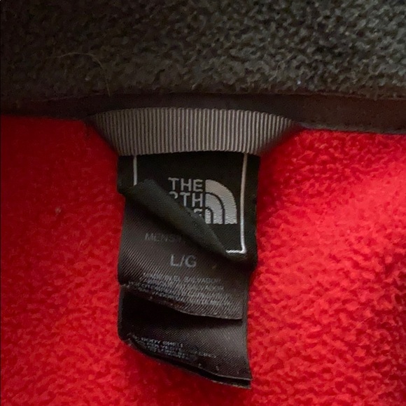 Men’s Size L Red Zip- up Fleece North Face Jacket - Picture 2 of 3